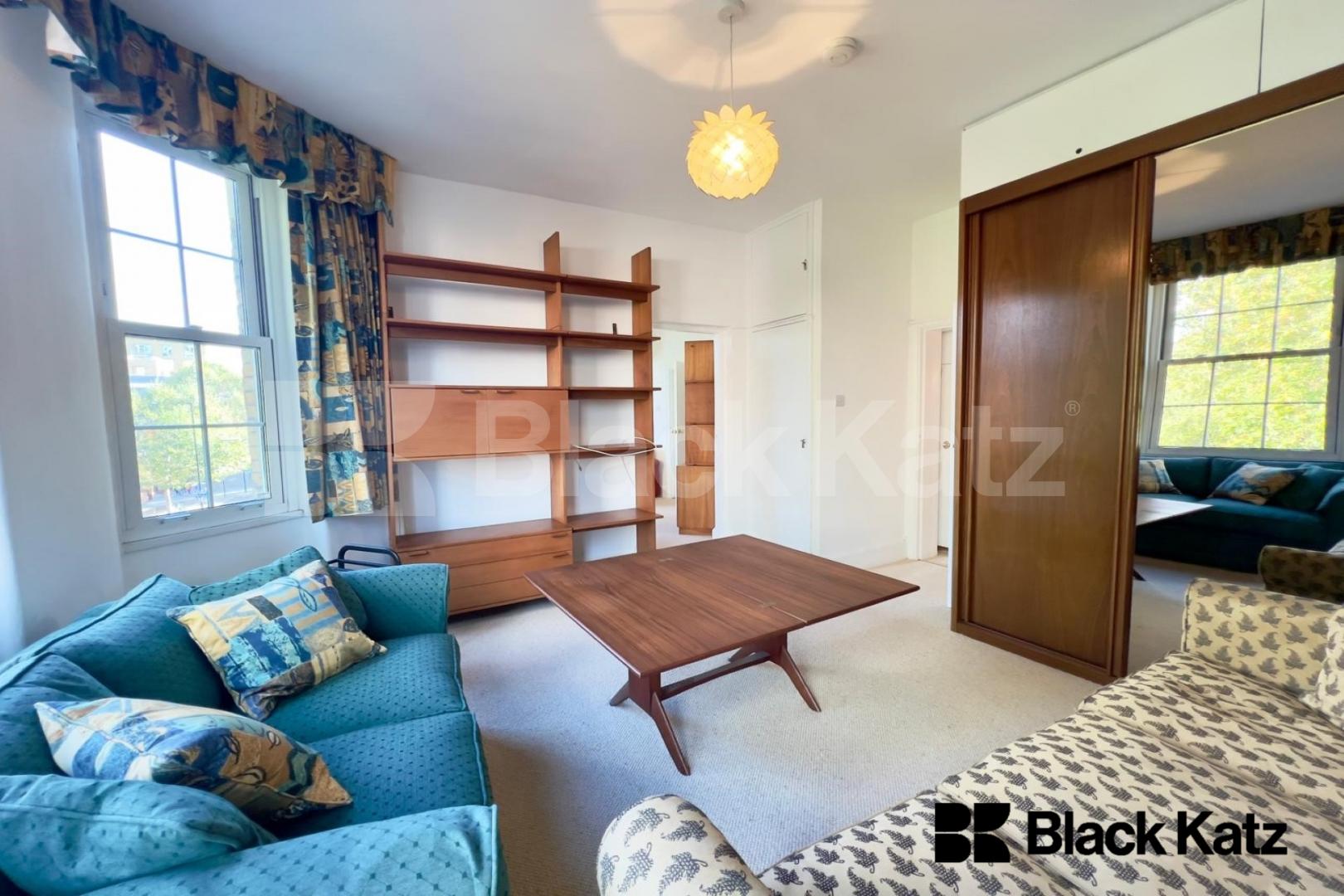 Bright and Spacious Three Bedroom Apartment in the Heart of London Bridge Devon Mansions - Tooley Street , London Bridge